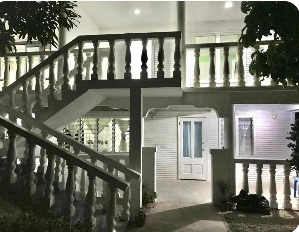 The Lighthouse Studio Appartments Nuku'alofa Εξωτερικό φωτογραφία
